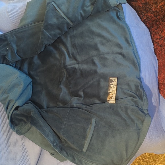 S💙: Kirkland Signature Softshell Jacket Blue - Picture 9 of 9